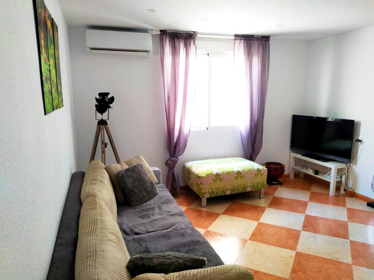 Movie Stars Apartment, กันดิอา ภายนอก รูปภาพ