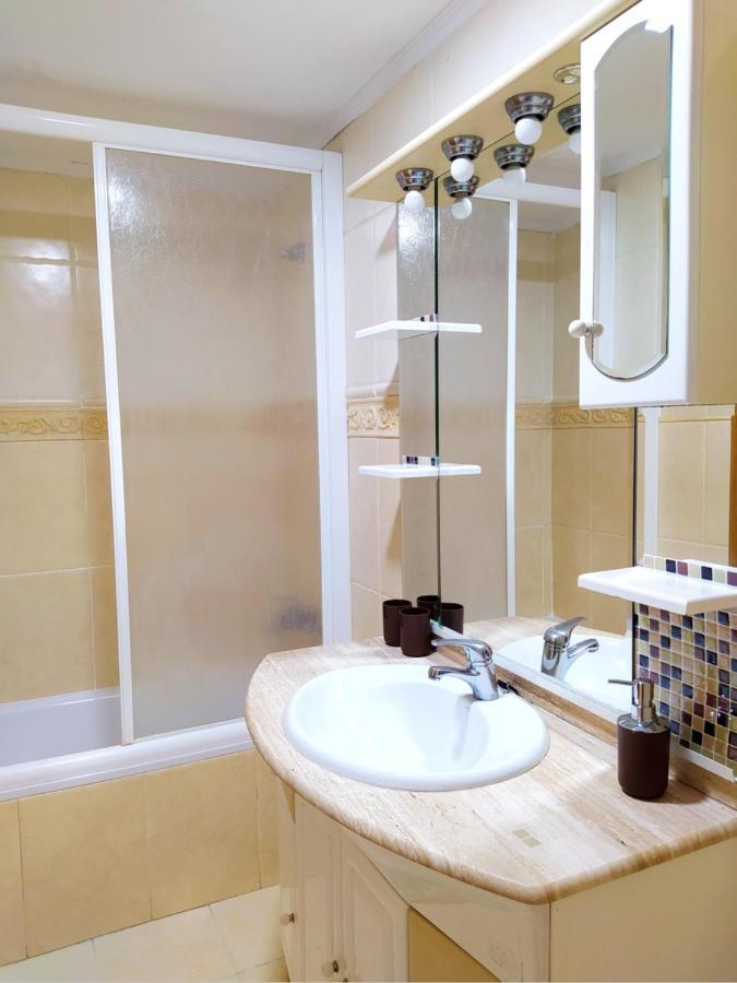 Movie Stars Apartment, กันดิอา ภายนอก รูปภาพ