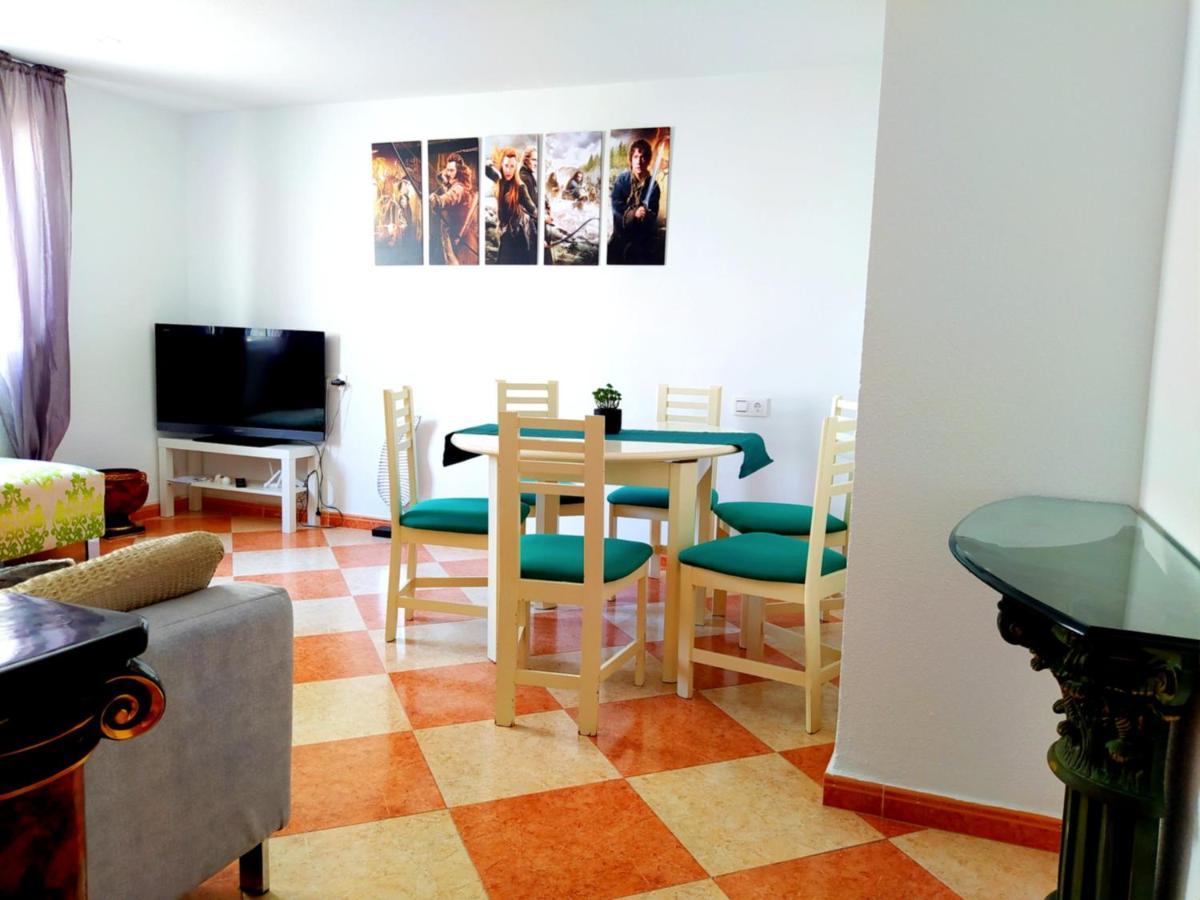Movie Stars Apartment, กันดิอา ภายนอก รูปภาพ