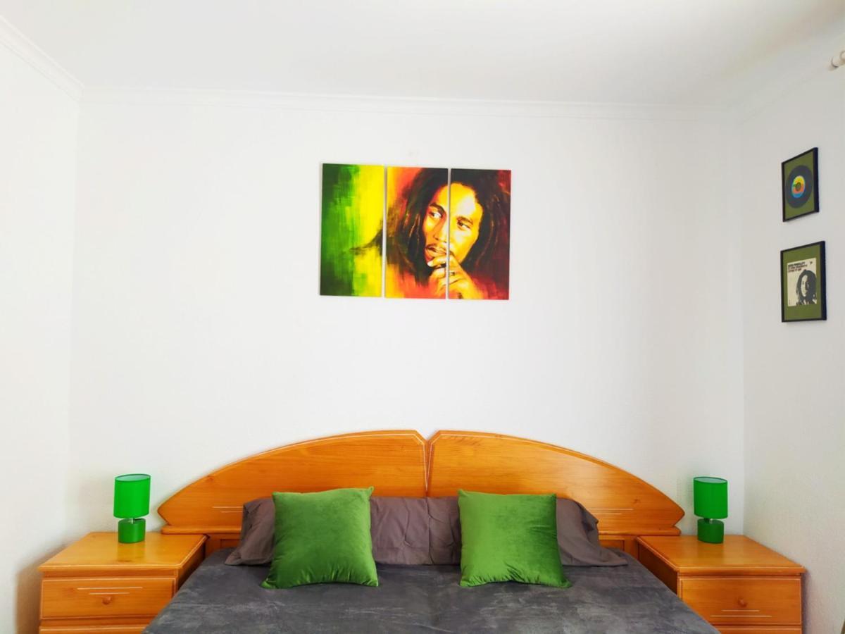 Movie Stars Apartment, กันดิอา ภายนอก รูปภาพ