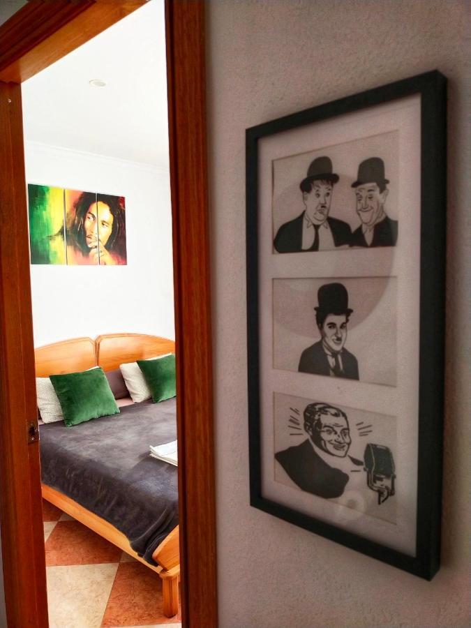 Movie Stars Apartment, กันดิอา ภายนอก รูปภาพ