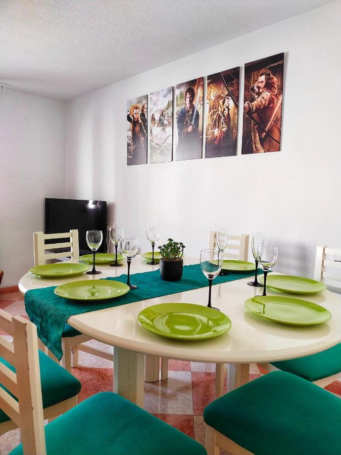 Movie Stars Apartment, กันดิอา ภายนอก รูปภาพ